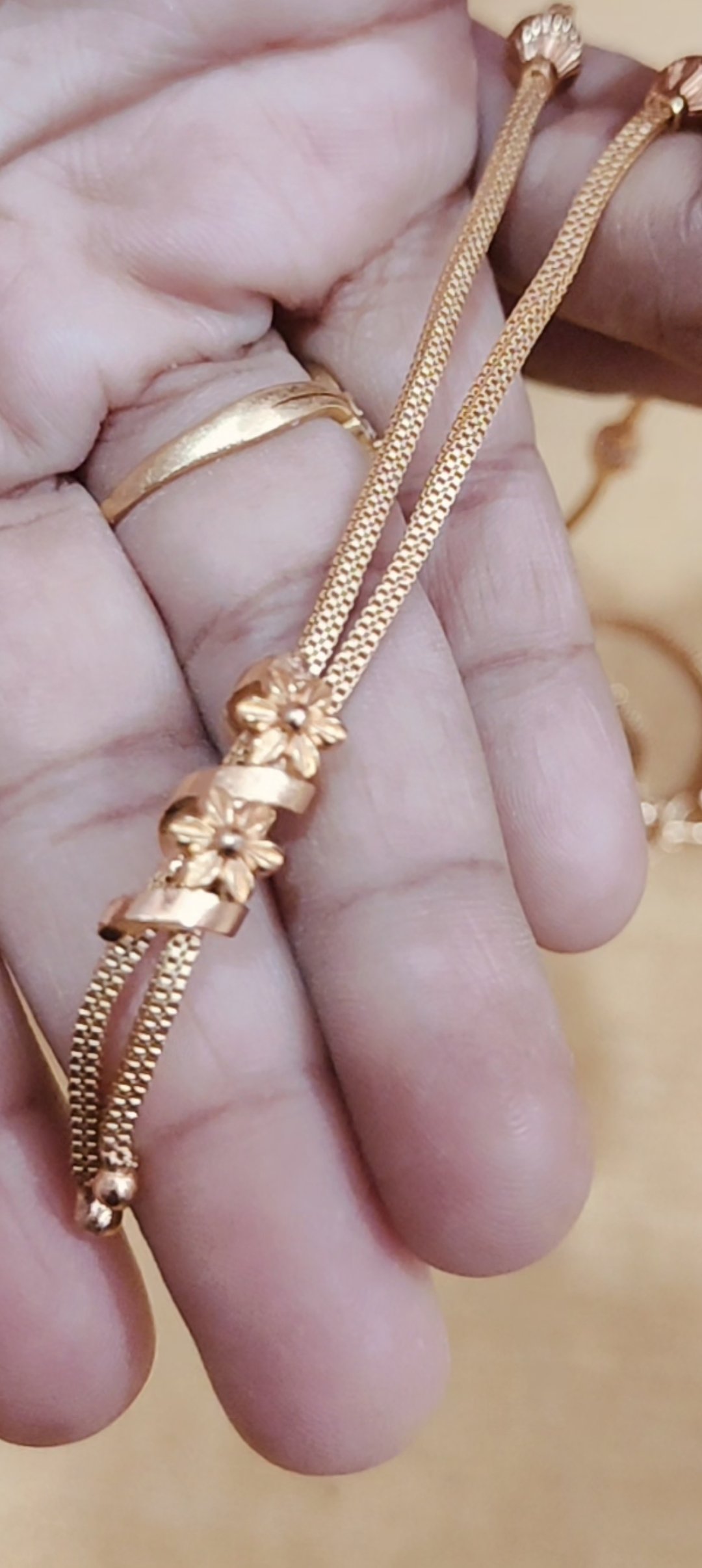 SHORT CHAIN