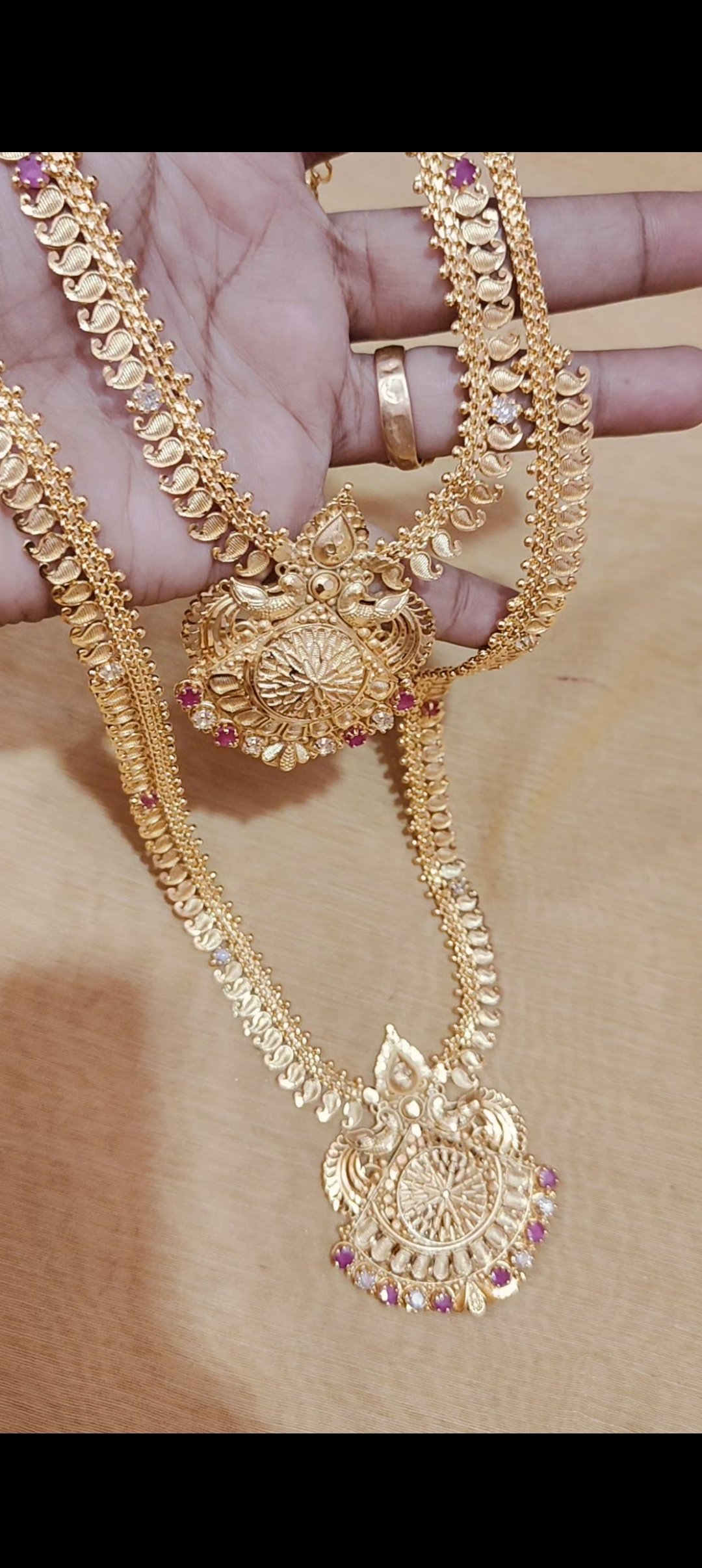 HARAM AND NECKLACE